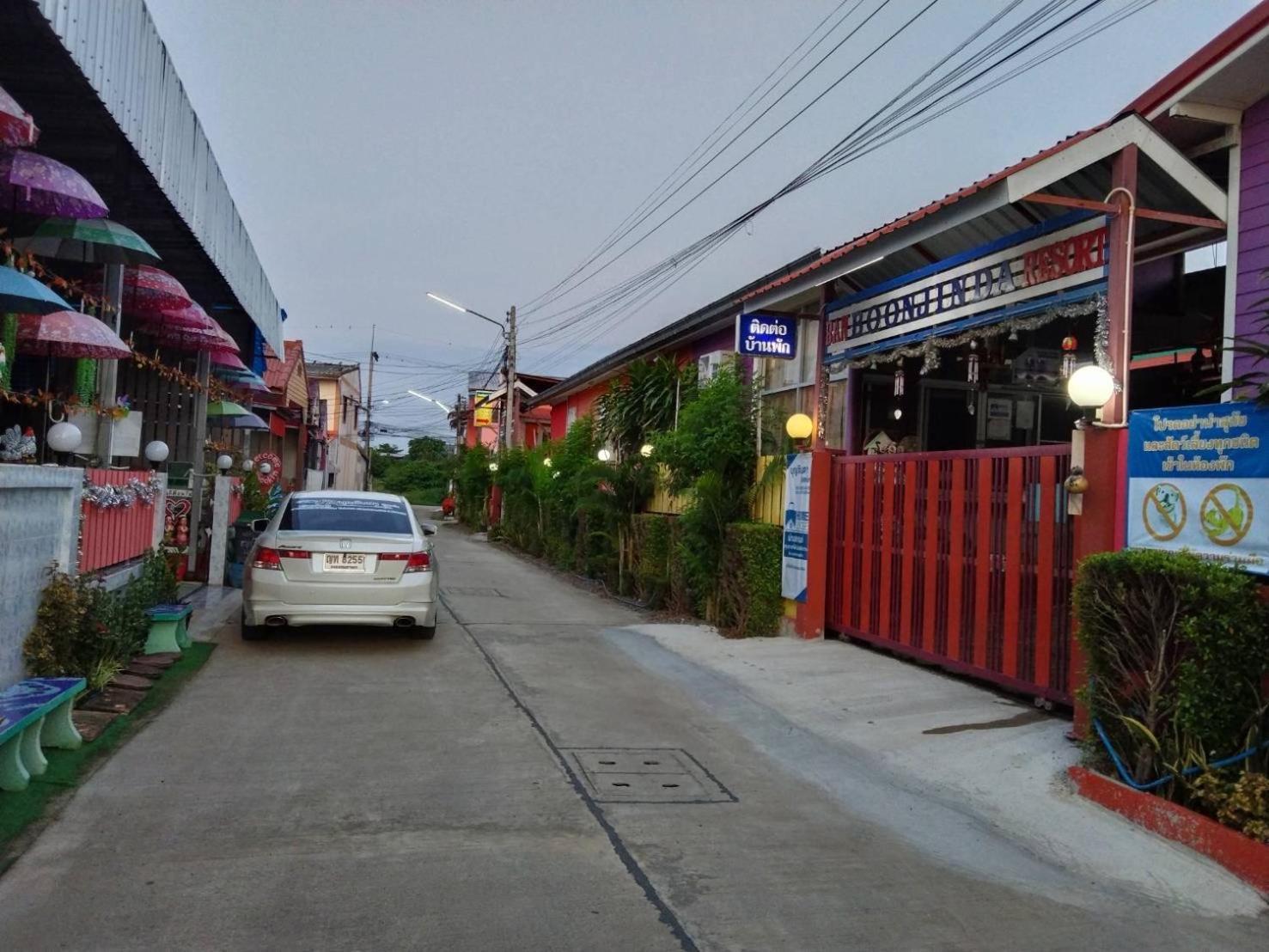 บุญจินดา รีสอร์ท Ban Bang Phayom المظهر الخارجي الصورة